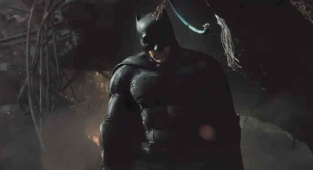 Batman v Superman: Dawn of Justice Traileri Yayınlandı
